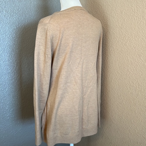 Gap - Size M - tan/beige button down cardigan with pockets - Picture 4 of 6